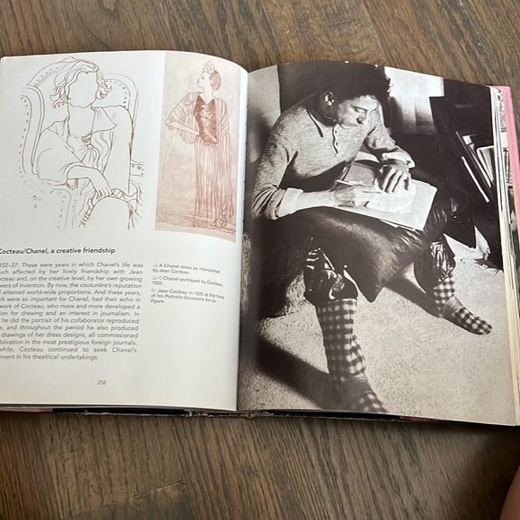 Chanel and her world book